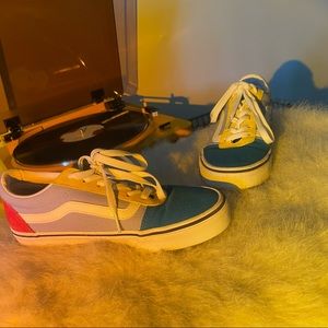 Vans color block, woman’s.